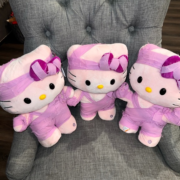 (sold individually) Hello Kitty Plushies/Accesories - Picture 3 of 9